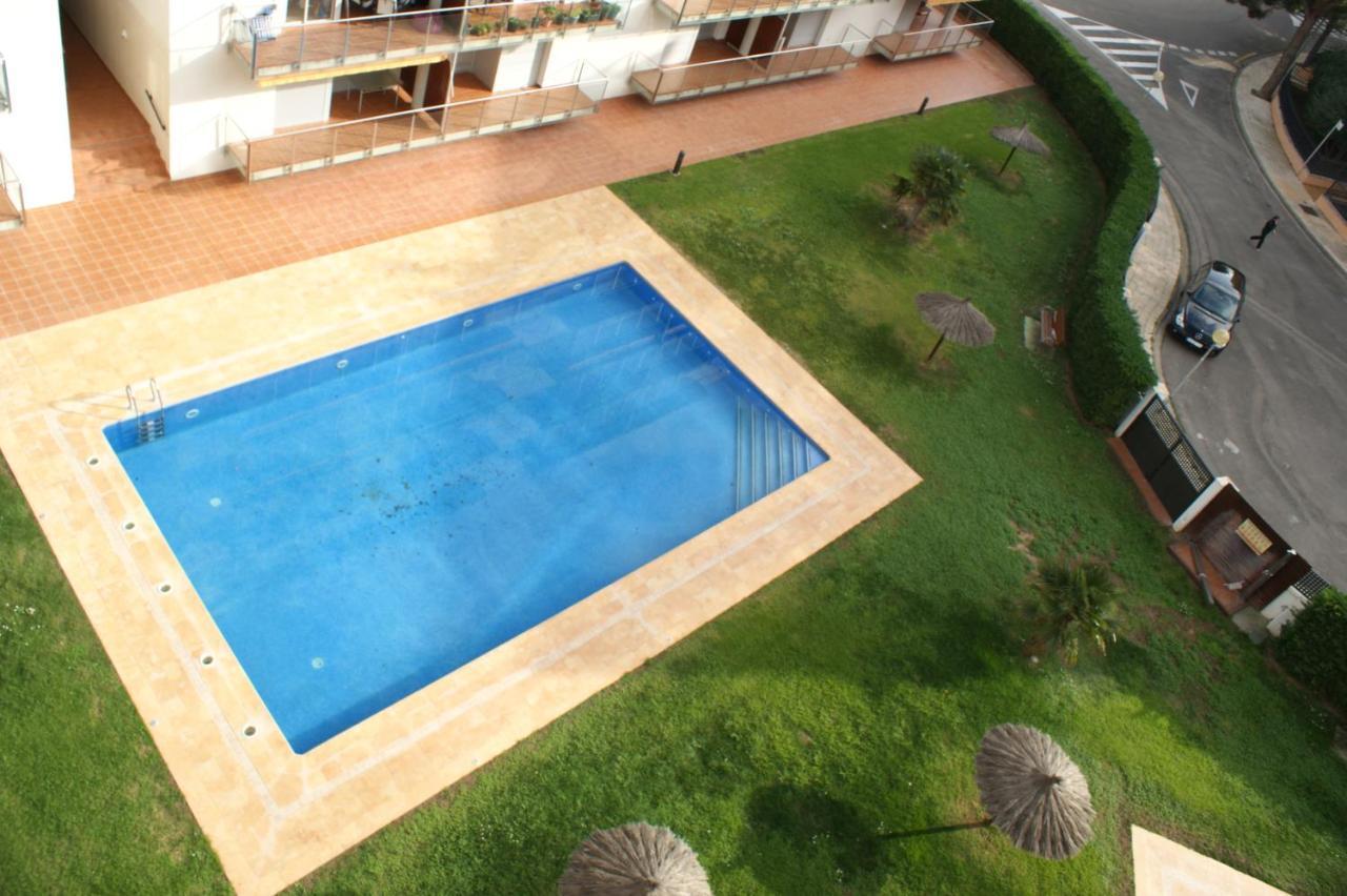 شقة Apartamento En Roses Con Parking Y Piscina المظهر الخارجي الصورة